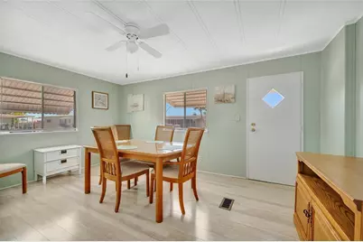 110 E Saint Lucia Loop, Apollo Beach, FL 33572 - Photo 12