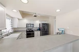 1200 Country Club Dr, Largo, FL 33771 - Photo 18