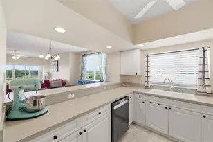 1200 Country Club Dr, Largo, FL 33771 - Photo 14