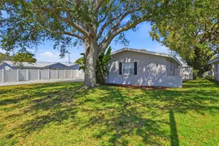 2483 66th Terrace S, Saint Petersburg, FL 33712 - Photo 30