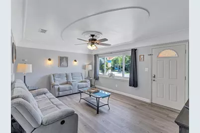 4451 14th Avenue N, Saint Petersburg, FL 33713 - Photo 4