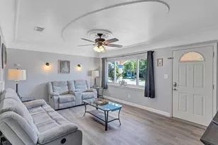 4451 14th Ave N, Saint Petersburg, FL 33713 - Photo 4