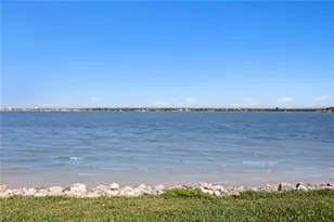 4717 Dolphin Cay Ln S, Saint Petersburg, FL 33711 - Photo 48