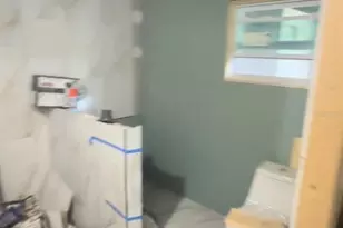 35929 Valleybrook Ave, Zephyrhills, FL 33541 - Photo 10