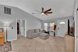 1811 Butch Cassidy Trail, Wimauma, FL 33598 - Photo 14