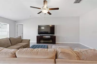16902 Peaceful Valley Drive, Wimauma, FL 33598 - Photo 8