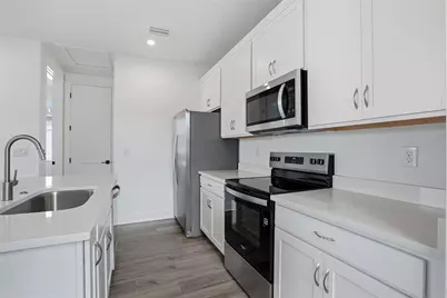 879 53rd Avenue N, Saint Petersburg, FL 33703 - Photo 54