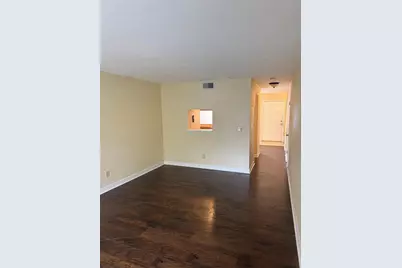 7143 E Bank Drive #7143, Tampa, FL 33617 - Photo 6