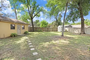 504 Triple Crown Ct, Seffner, FL 33584 - Photo 42