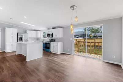 7706 23rd Street, Zephyrhills, FL 33540 - Photo 8