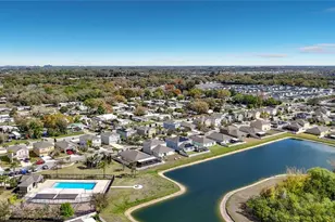 349 Cascade Bend Dr, Ruskin, FL 33570 - Photo 36