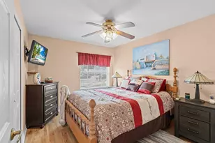 5235 Pond View Ct, Zephyrhills, FL 33541 - Photo 24