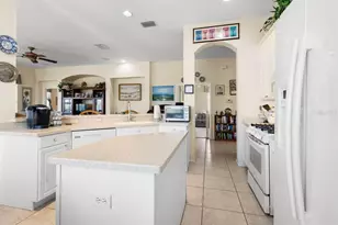 1103 Jasmine Creek Ct, Sun City Center, FL 33573 - Photo 12