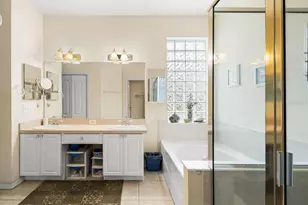 1103 Jasmine Creek Ct, Sun City Center, FL 33573 - Photo 16