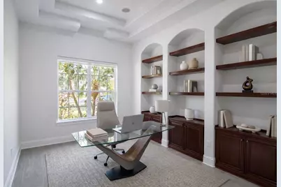 17008 Madres De Avila, Tampa, FL 33613 - Photo 20