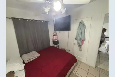 9590 NW 33rd Avenue, Miami, FL 33147 - Photo 22