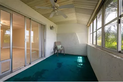 1215 16th Circle SE, Largo, FL 33771 - Photo 18