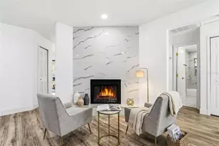 10217 N Pawnee Ave, Tampa, FL 33617 - Photo 30