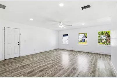10217 N Pawnee Avenue, Tampa, FL 33617 - Photo 20