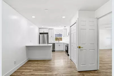 10217 N Pawnee Avenue, Tampa, FL 33617 - Photo 12