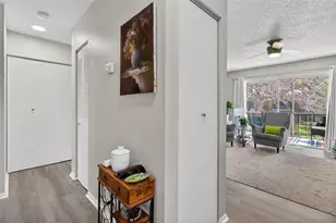 3824 37th St S, Saint Petersburg, FL 33711 - Photo 4