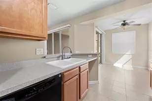 2105 Kings Palace Dr, Riverview, FL 33578 - Photo 16