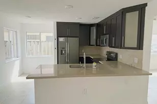 114 Danielle Ct, Weston, FL 33326 - Photo 6