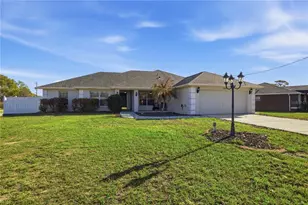 14185 Dorado St, Spring Hill, FL 34609 - Photo 2