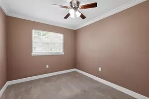 3302 River Cove Dr, Tampa, FL 33614 - Photo 12
