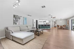 13012 96th Ave, Seminole, FL 33776 - Photo 16