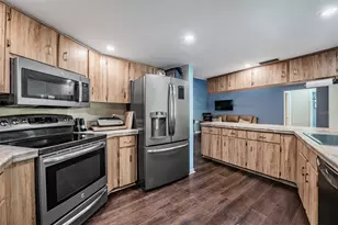 9020 Tournament Dr, Hudson, FL 34667 - Photo 12