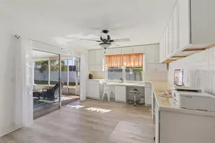 2997 Kenilwick Dr S, Clearwater, FL 33761 - Photo 14