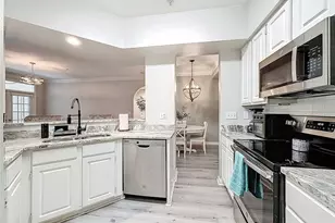 1203 Bay Club Cir, Tampa, FL 33607 - Photo 18