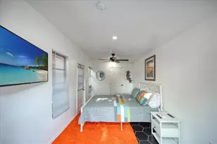 13703 Oak Forest Blvd N, Seminole, FL 33776 - Photo 38