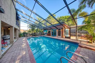 13703 Oak Forest Blvd N, Seminole, FL 33776 - Photo 24