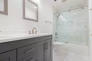5208 Laurel Pointe Dr, Valrico, FL 33596 - Photo 38