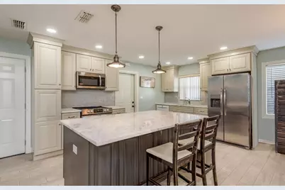 3305 Gorse Court, Palm Harbor, FL 34684 - Photo 4