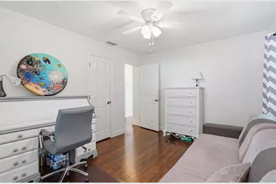2719 52nd Street S, Gulfport, FL 33707 - Photo 10
