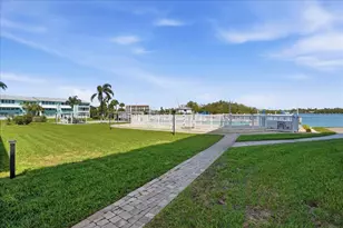 1847 Shore Dr S, South Pasadena, FL 33707 - Photo 26