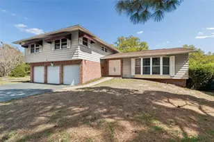 2027 Park St N, Saint Petersburg, FL 33710 - Photo 6