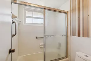 2027 Park St N, Saint Petersburg, FL 33710 - Photo 64