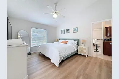 2402 Dryer Avenue, Largo, FL 33770 - Photo 22