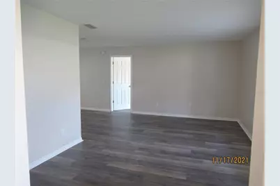 631 Sandy Creek Drive, Brandon, FL 33511 - Photo 2