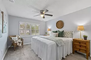 541 5th St SE, Largo, FL 33771 - Photo 14