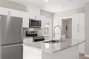 3901 45th Ave N, Saint Petersburg, FL 33714 - Photo 10
