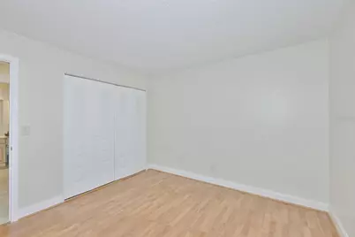 2004 Halidom Way, Sun City Center, FL 33573 - Photo 32