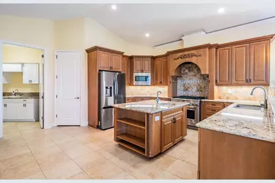 2101 N Pointe Alexis Drive, Tarpon Springs, FL 34689 - Photo 18