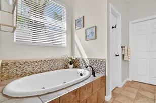 6002 Martinglade Pl, Lithia, FL 33547 - Photo 28