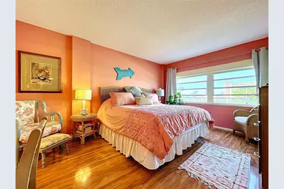 4650 Cove Circle #209, Saint Petersburg, FL 33708 - Photo 10