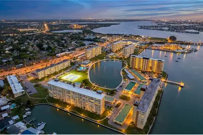 4650 Cove Circle #209, Saint Petersburg, FL 33708 - Photo 50